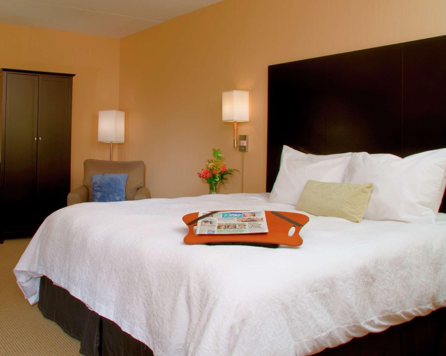 Hampton Inn Bloomington Bagian luar foto